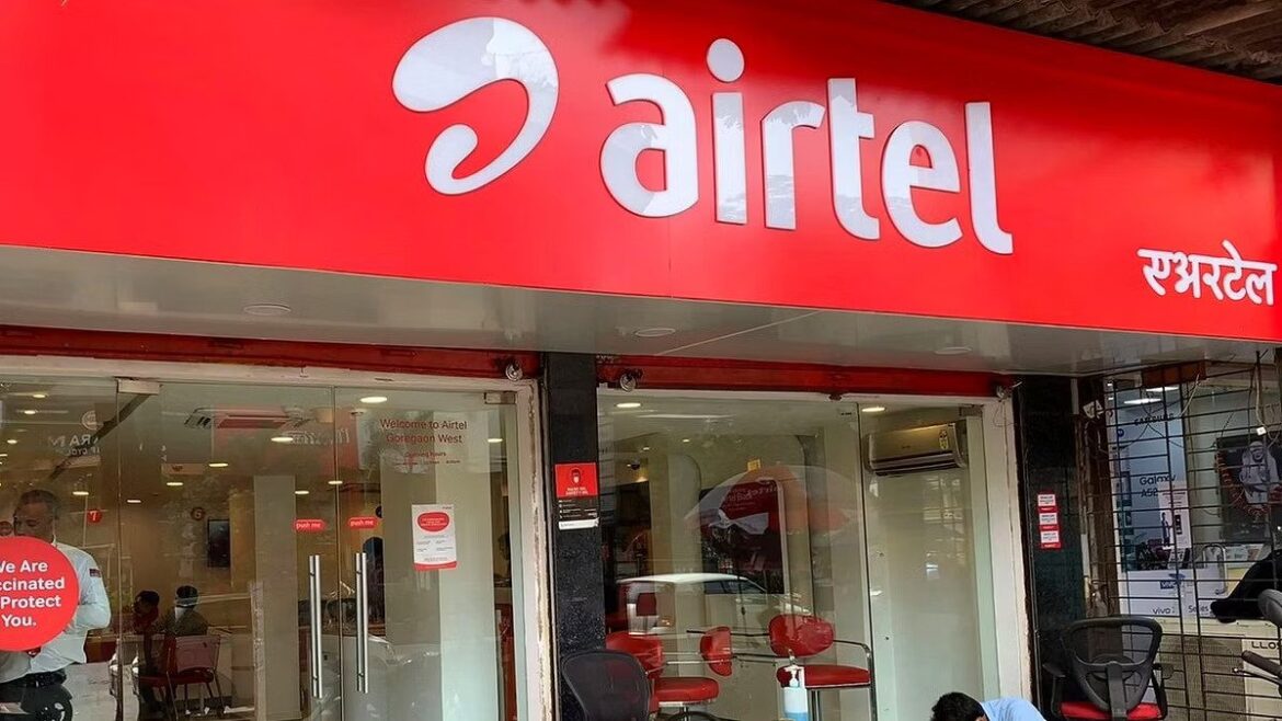 To repay high-cost debt, and cover a part of its 5G investment demands, Bharti Airtel is considering an offshore bond offering to increase up to $1 billion.